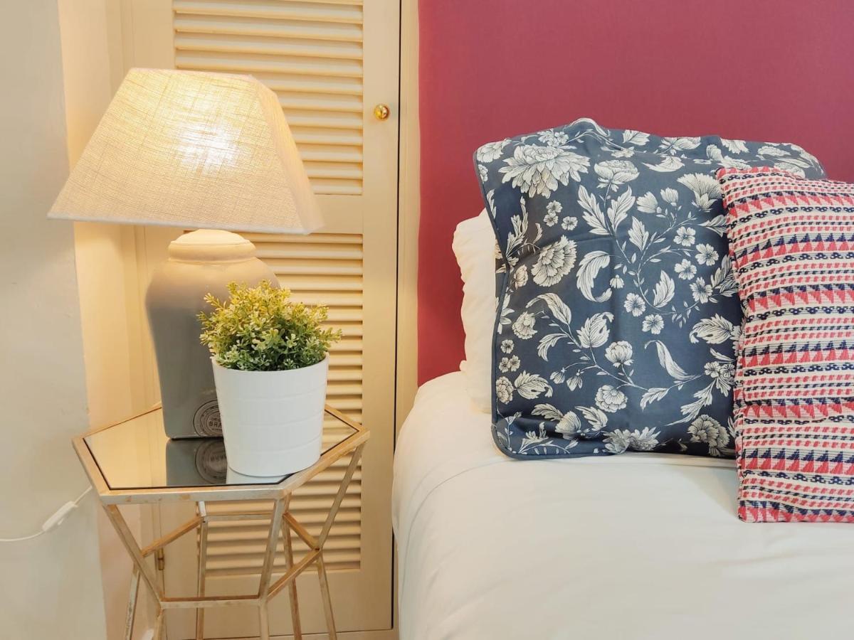 Homeyseville-Bright Apartment At Santa Cruz 4 Pax, Parking Optional Exterior foto