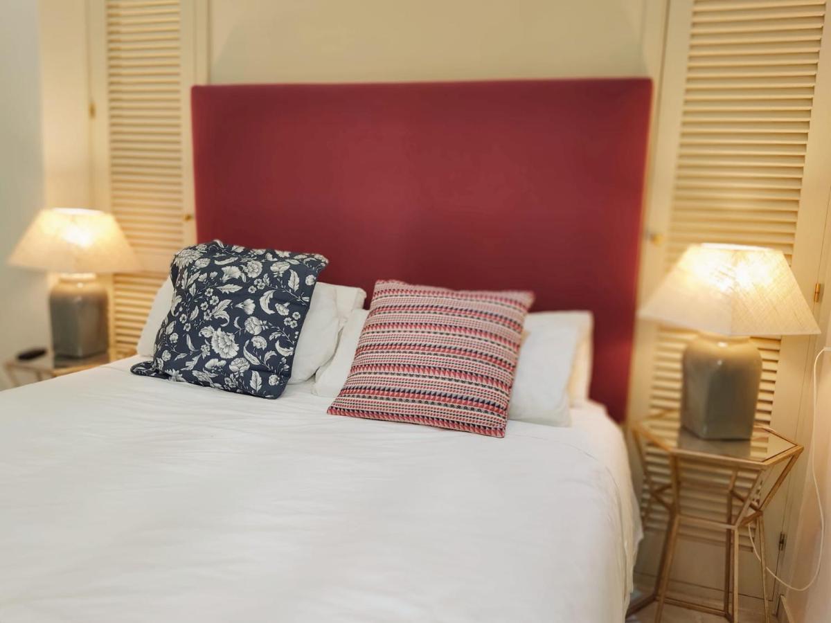 Homeyseville-Bright Apartment At Santa Cruz 4 Pax, Parking Optional Exterior foto