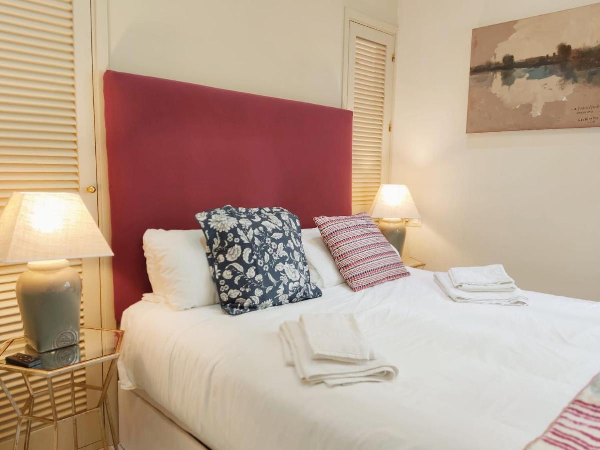 Homeyseville-Bright Apartment At Santa Cruz 4 Pax, Parking Optional Exterior foto